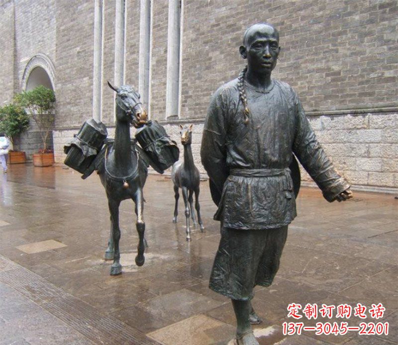 淄博街边牵毛驴的古代人物小品铜雕