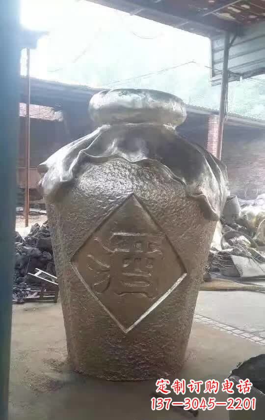 淄博传统文化气质的酒坛铜雕