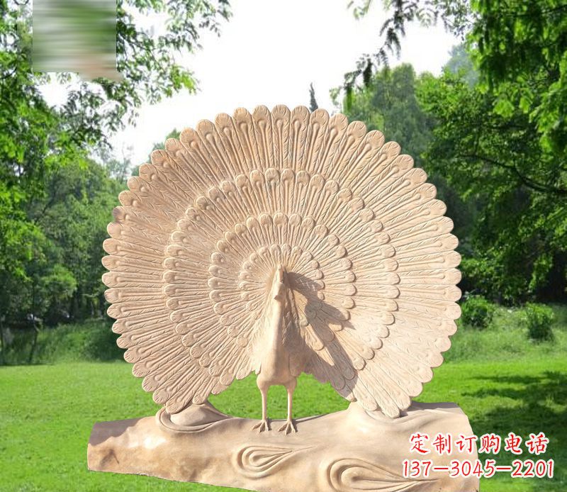 淄博欣赏孔雀美感的石雕公园雕塑