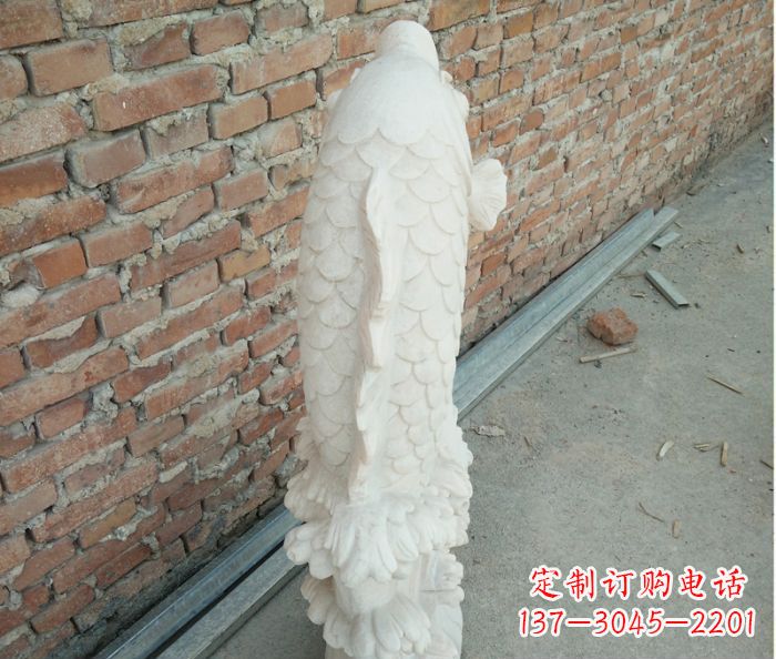 淄博华丽而高雅,精美绝伦的喷水鲤鱼公园石雕