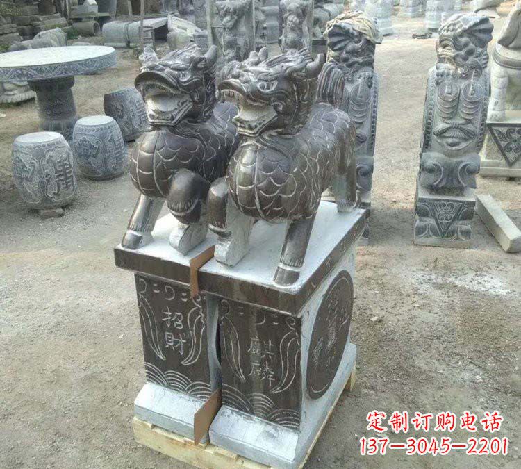 淄博精美的青石门口麒麟雕塑