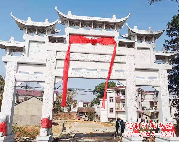 淄博三门三楼石雕牌坊:专业定制牌坊雕塑