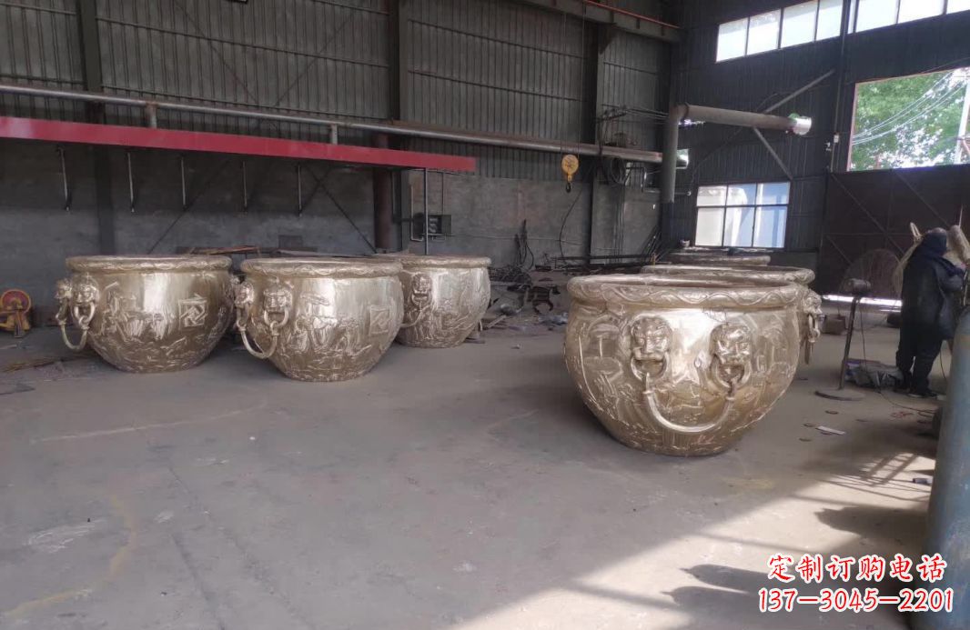 淄博寺庙水缸铜雕塑