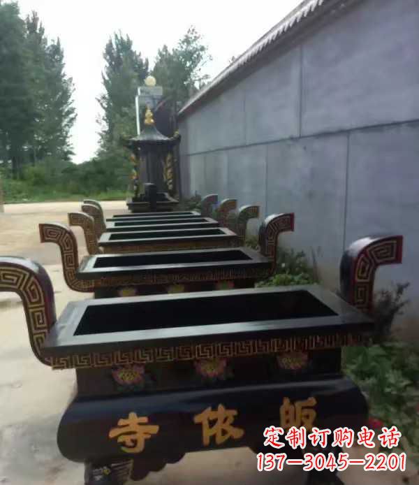 淄博寺庙四足方形香炉铜雕