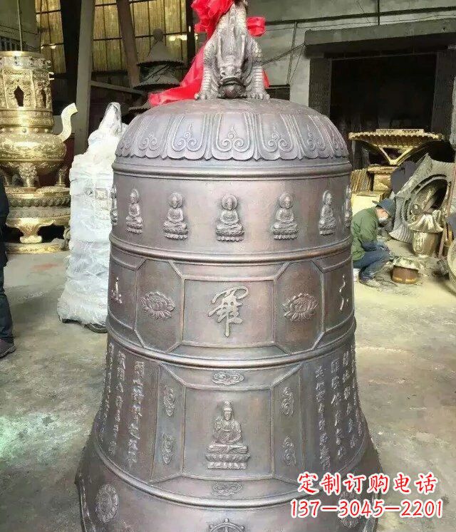 淄博寺庙铜雕钟铸铜钟雕塑