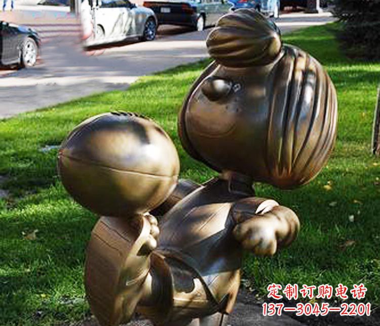 淄博踢球的小女孩铜雕
