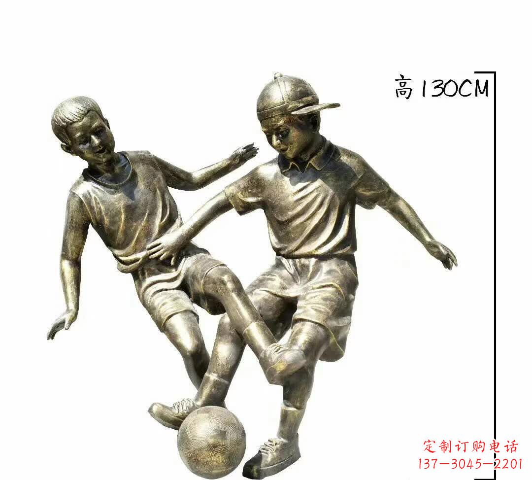 淄博踢足球人物铜雕112