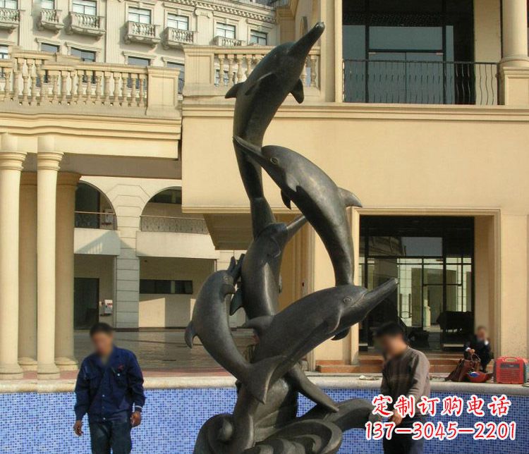 淄博跳跃海豚景观铜雕