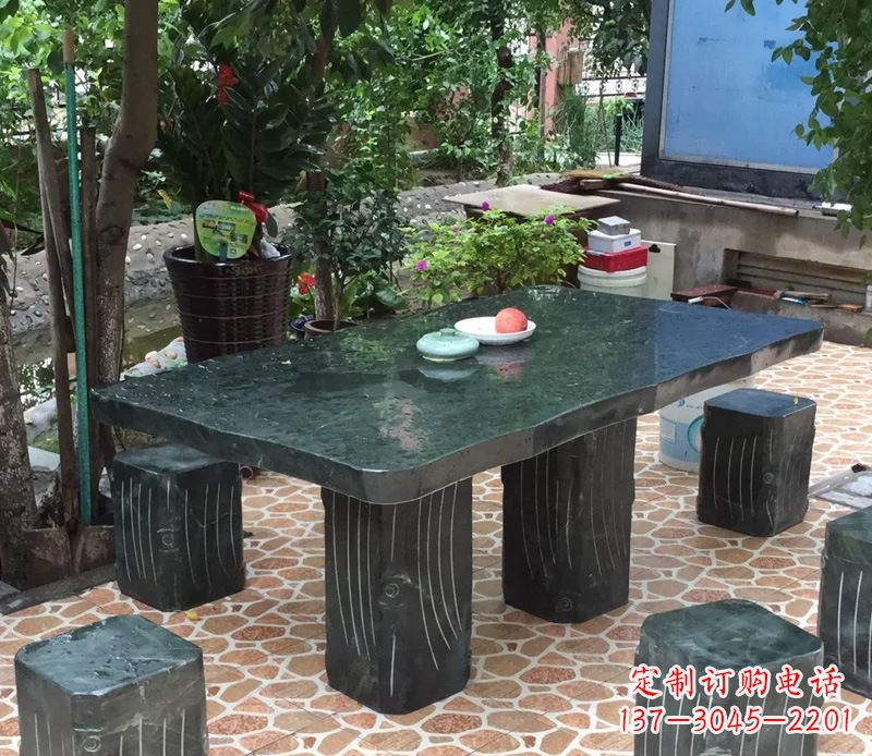 淄博庭院长方形石桌凳雕塑