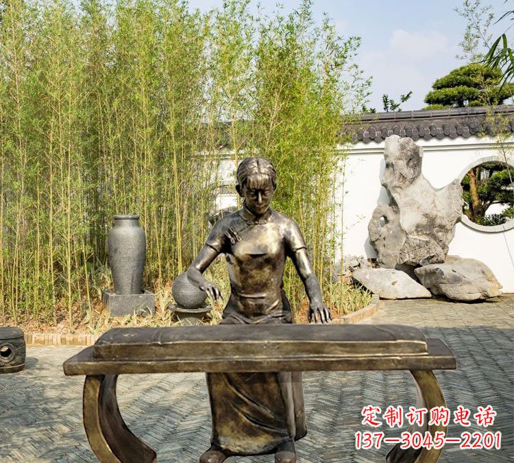 淄博铜雕弹古筝人物