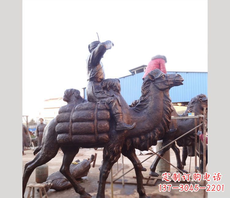 淄博铜雕广场骑骆驼雕塑
