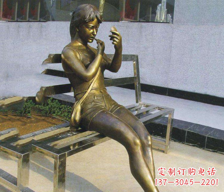 淄博铜雕商业街化妆女孩人物雕塑