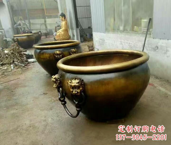 淄博铜雕圆形荷花水缸雕塑 (2)