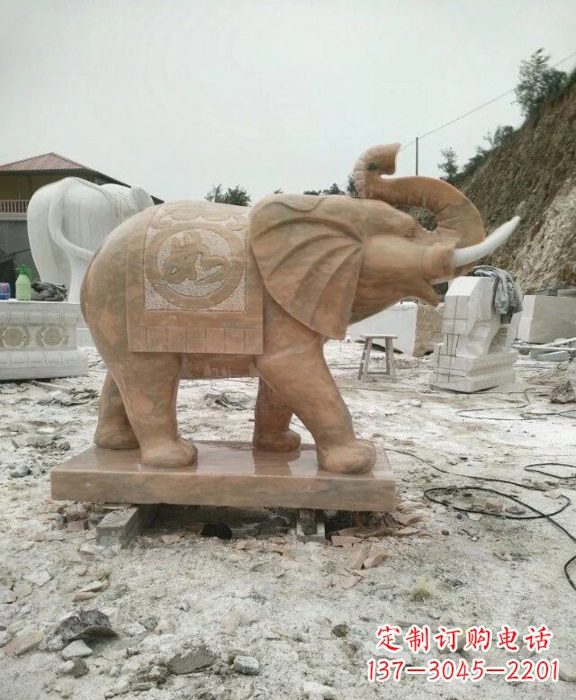 淄博晚霞红吉祥如意大象雕塑