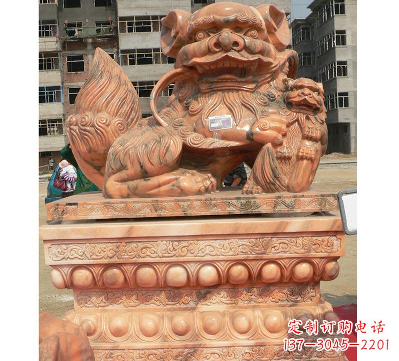 淄博晚霞红南方石狮子