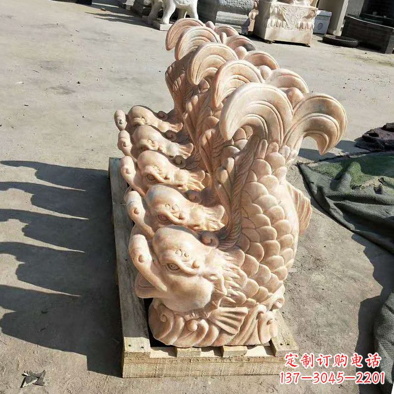 淄博晚霞红喷水鱼石雕-园林水景喷泉动物雕塑摆件