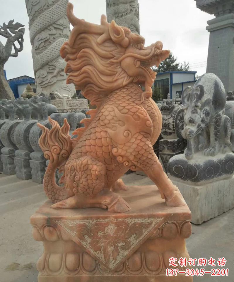 淄博晚霞红麒麟雕塑1