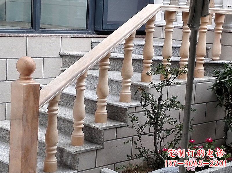 淄博晚霞红小区栏杆石雕