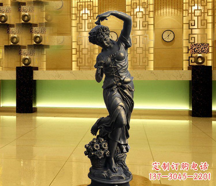 淄博西方女人别墅景观铜雕