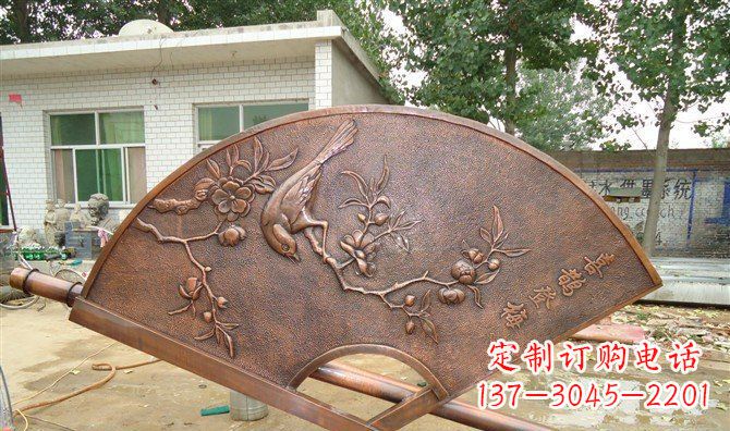 淄博喜鹊登梅扇子景观铜浮雕