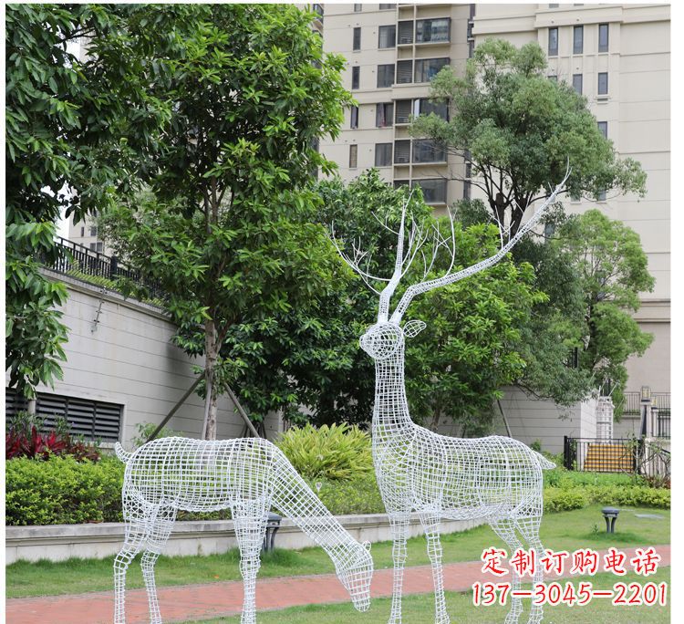 淄博小区不锈钢镂空梅花鹿鹿雕塑