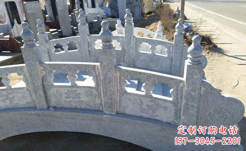 淄博小区公园大理石拱桥
