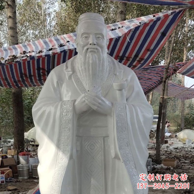 淄博校园孔子雕像