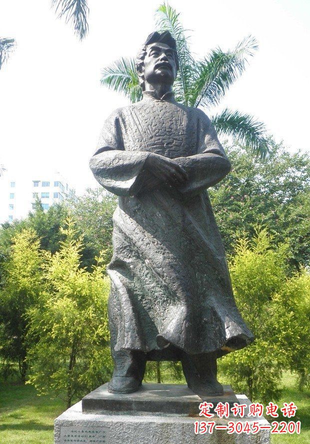 淄博校园鲁迅名人铜雕