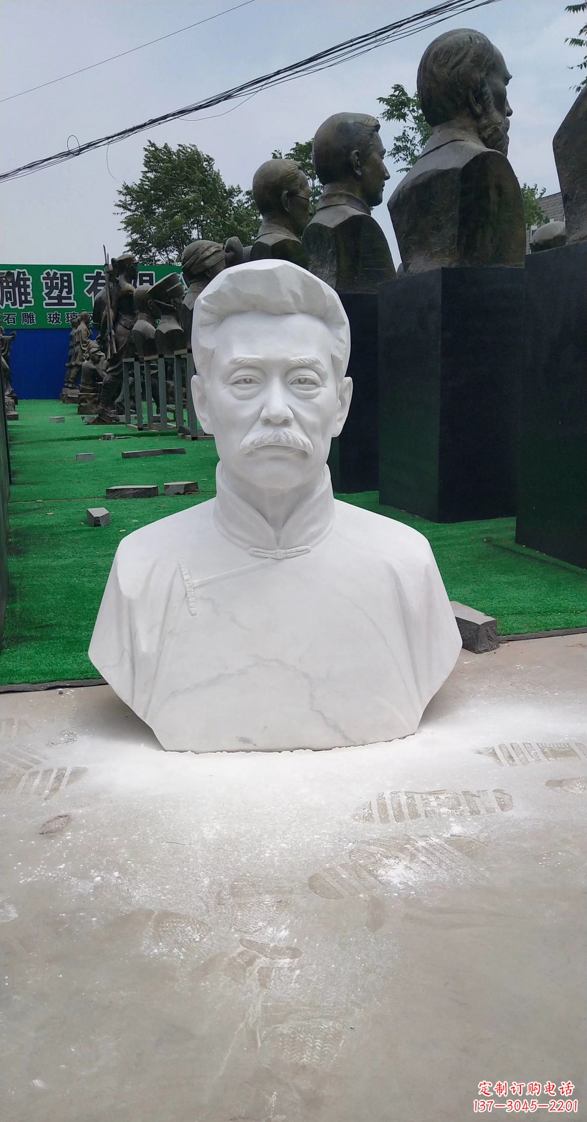 淄博校园名人汉白玉鲁迅头像