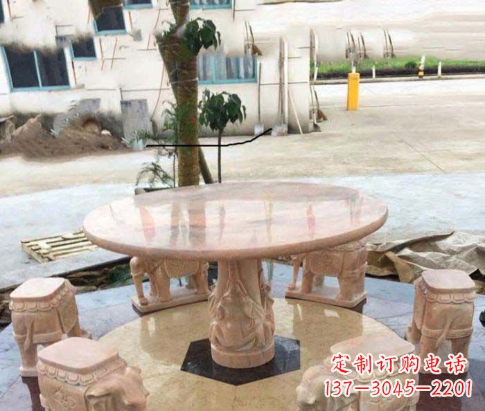 淄博园林景观晚霞红小象桌凳石雕