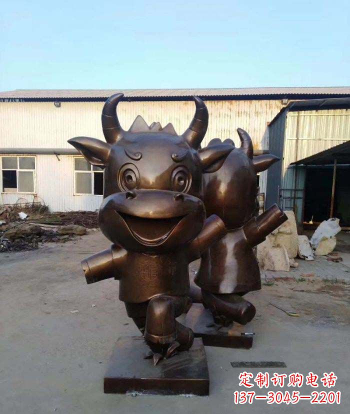 淄博招财牛玻璃钢仿铜动物雕塑