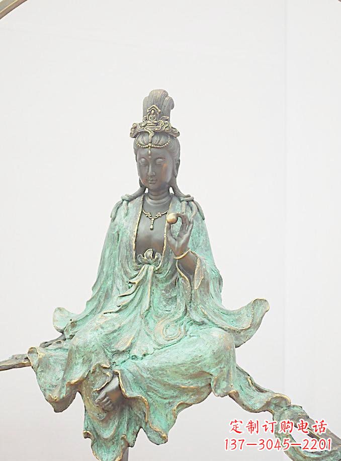 淄博铸铜观自在观音雕像