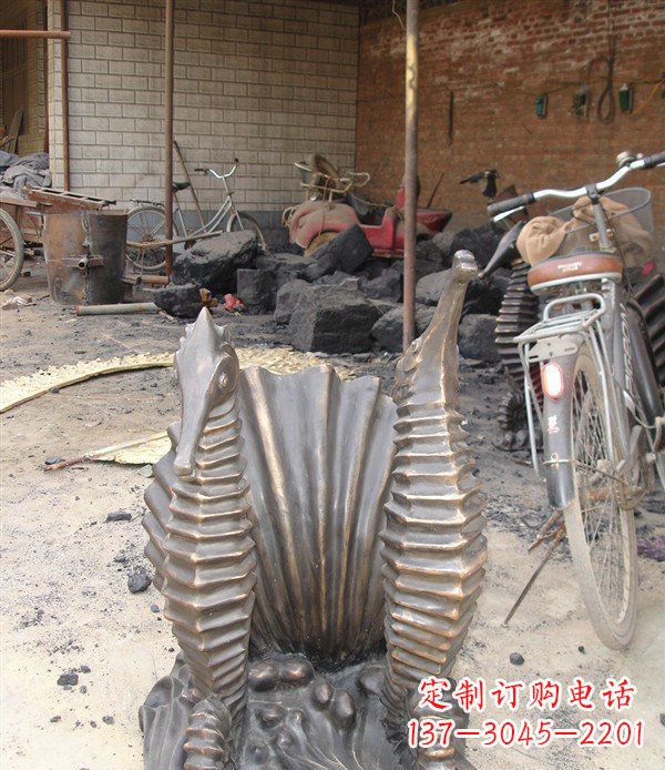 淄博铸铜海马小区动物铜雕